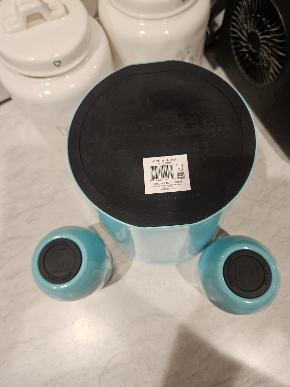 Corkcicle Turquoise Ice Bucket with 2 Turquoise Stemless Tumblers